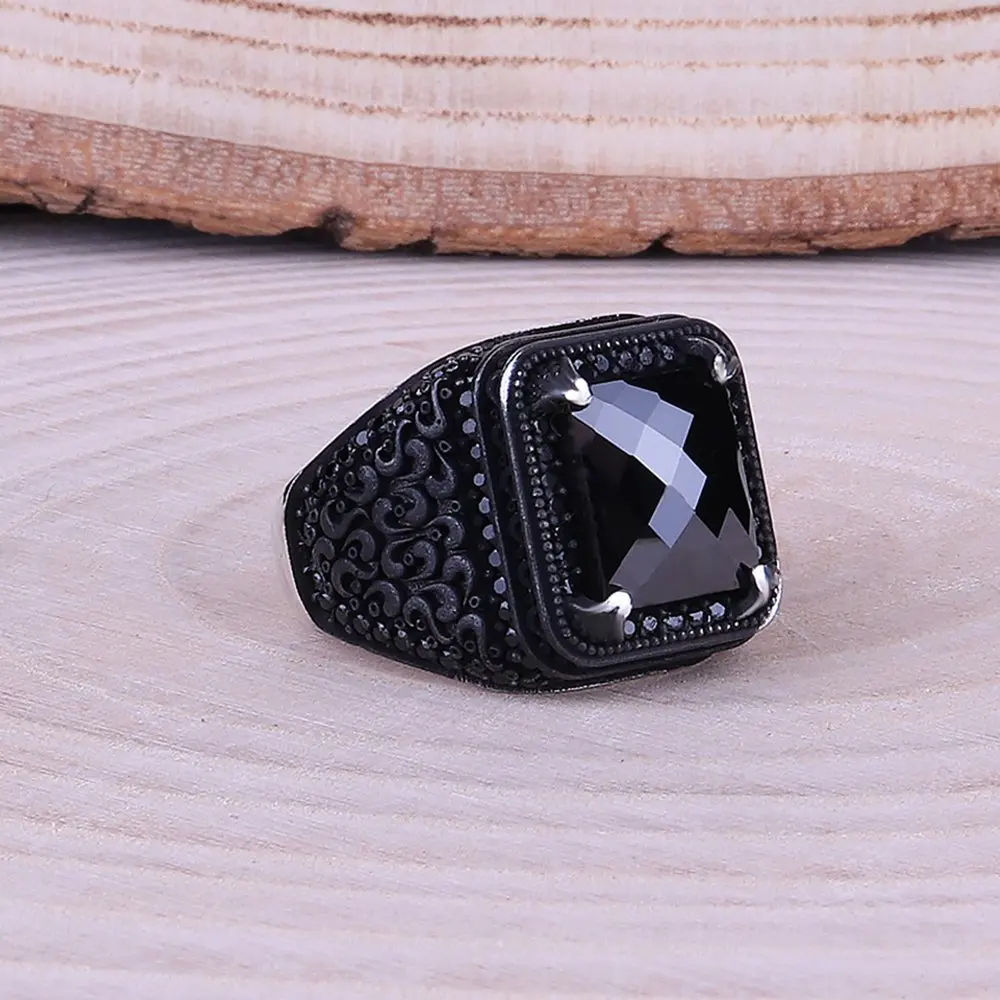 925K Real Sterling Silver Ring With Red Green Black Zircon Gemtone Micro Shiny Embroidered Stones Classic Ring's For MAN