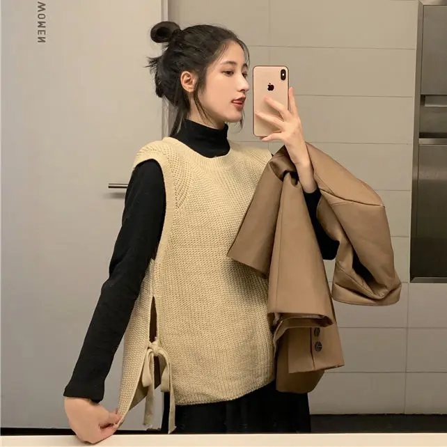 

College Autumn New sweater waistcoat women round collar loose side strap student sweater vest