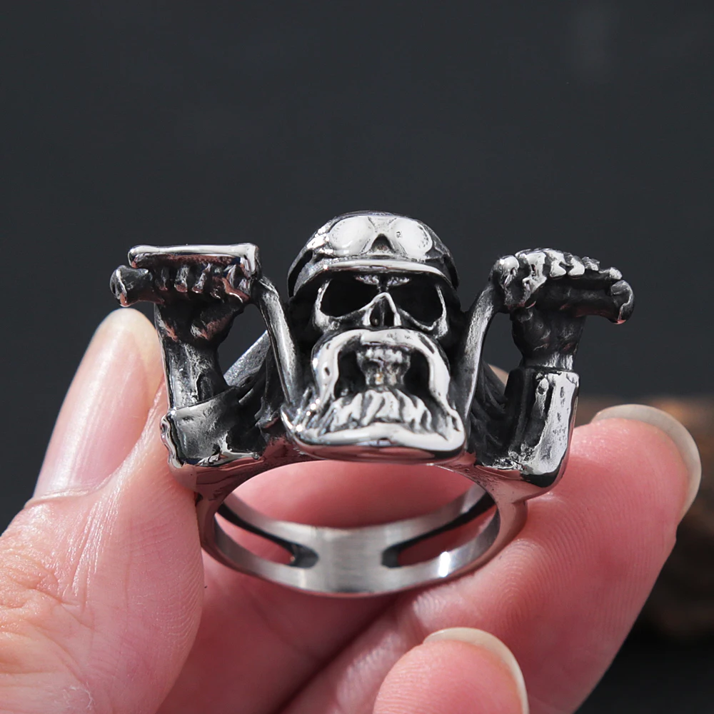 Punk Rock Motorcyclist Skull Ring For Men Gothic Big Beard Skull Stainless Steel Biker Ring Fashion Men Jewelry Gift Wholesale