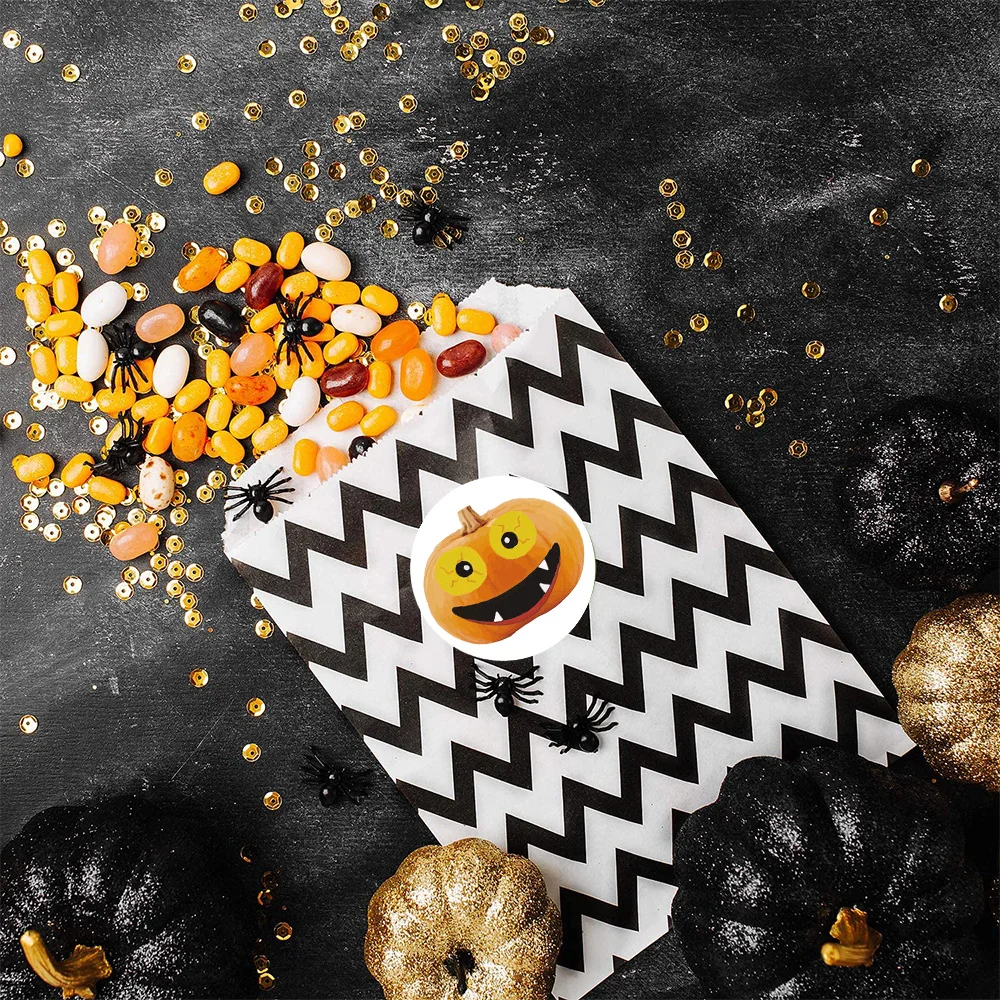 500 قطعة ملصقات هالوين مستديرة أكياس الحلوى الديكور اليقطين ملصقات هدية التعبئة والتغليف ختم بطاقات ذاتية اللصق ملصقات