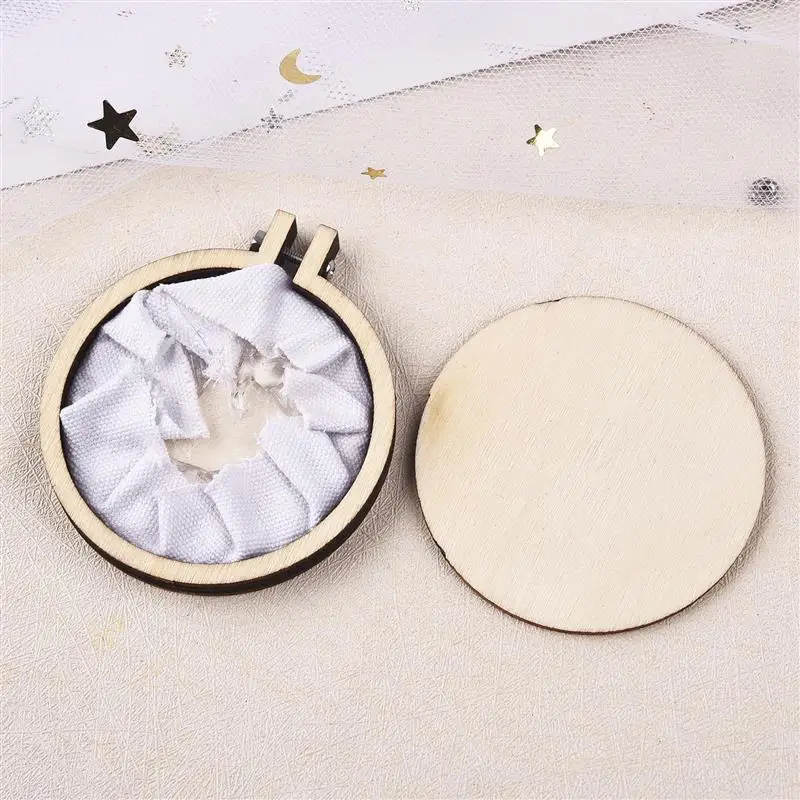 Wooden Mini Embroidery Hoop Ring Cross Stitch Frame  Round Oval Square Handmade Pendant Crafts Embroidery Circle Sewing Kit