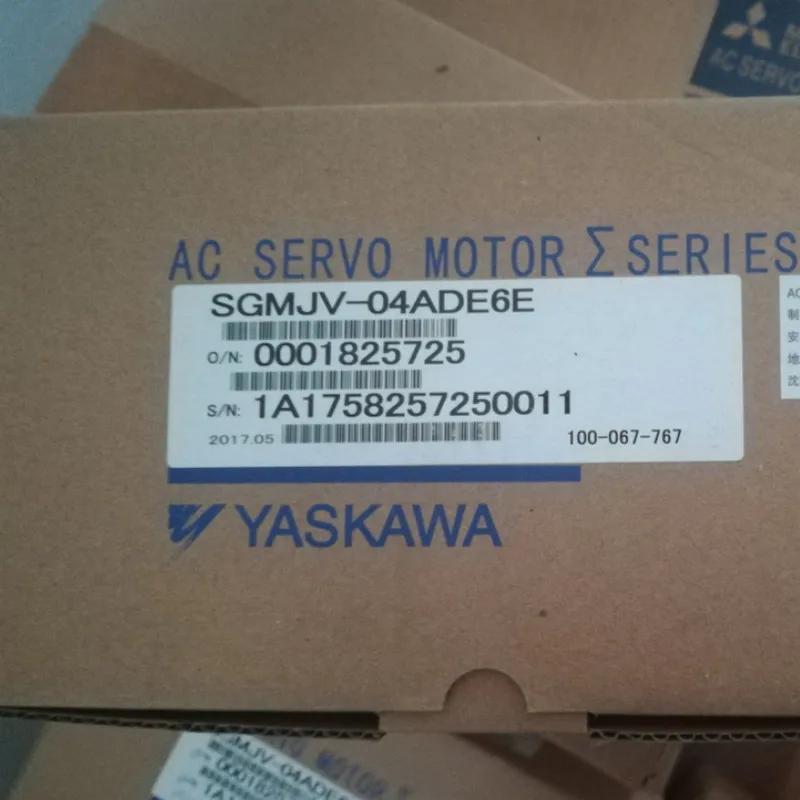 BRAND NEW SGMJV-04ADE6E AC SERVO MOTOR