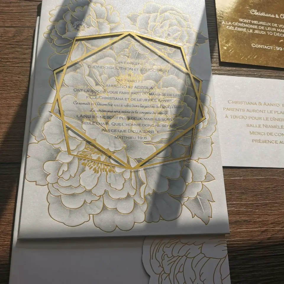 Personalized gorgeous extream luxury foil printing  acrylic invitation set