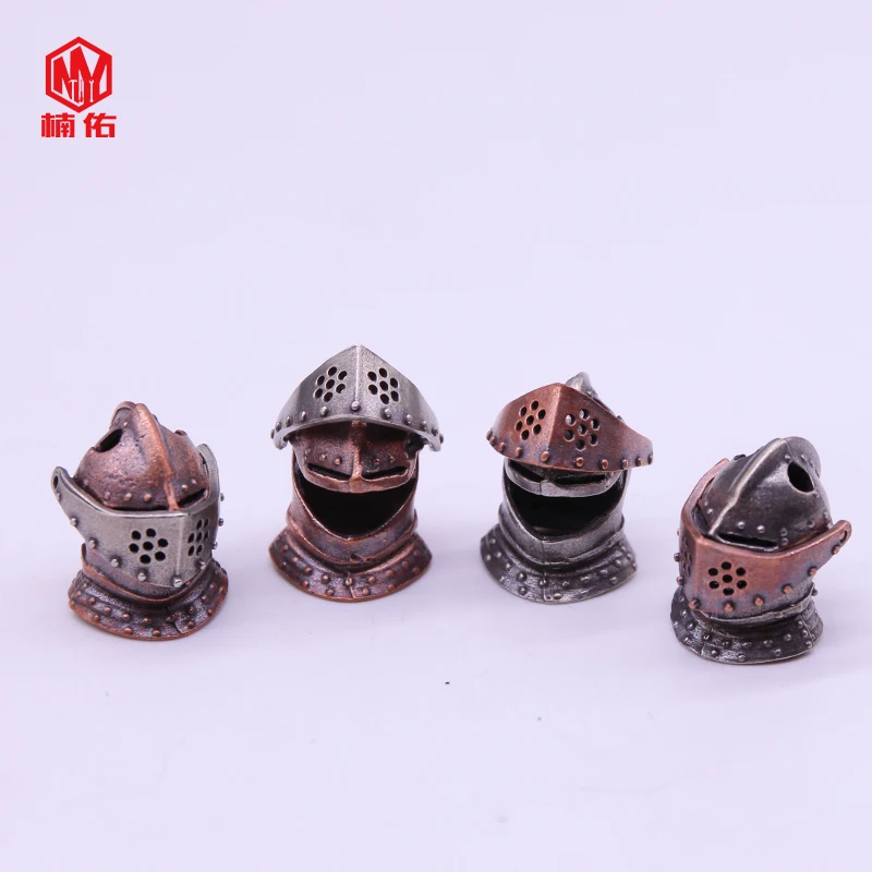 1PC רטרו Spartan רומי לוחם קסדת פליז סכין חרוזים DIY חרוזים Paracord שרוך סכין תליונים