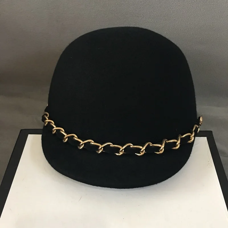 Gorra clásica de lana suave y cálida para mujer, gorro de fieltro con cadena dorada a la moda, estilo Newsboy, visera, Boina, negro, ajustable