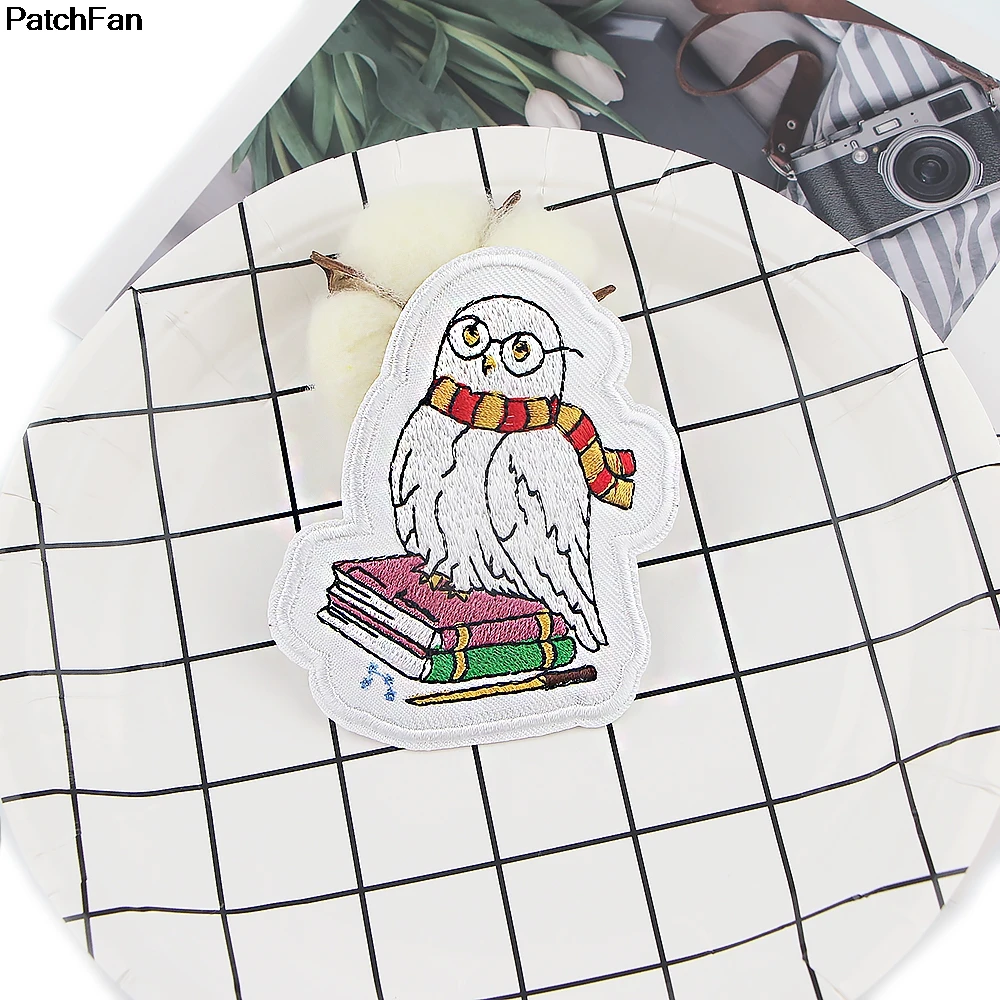 A3650 Patchfan Classcial Magic Movie Bird DIY Embroidered Patches for Clothes Iron on Patch Cartoon Applique Badge Patches