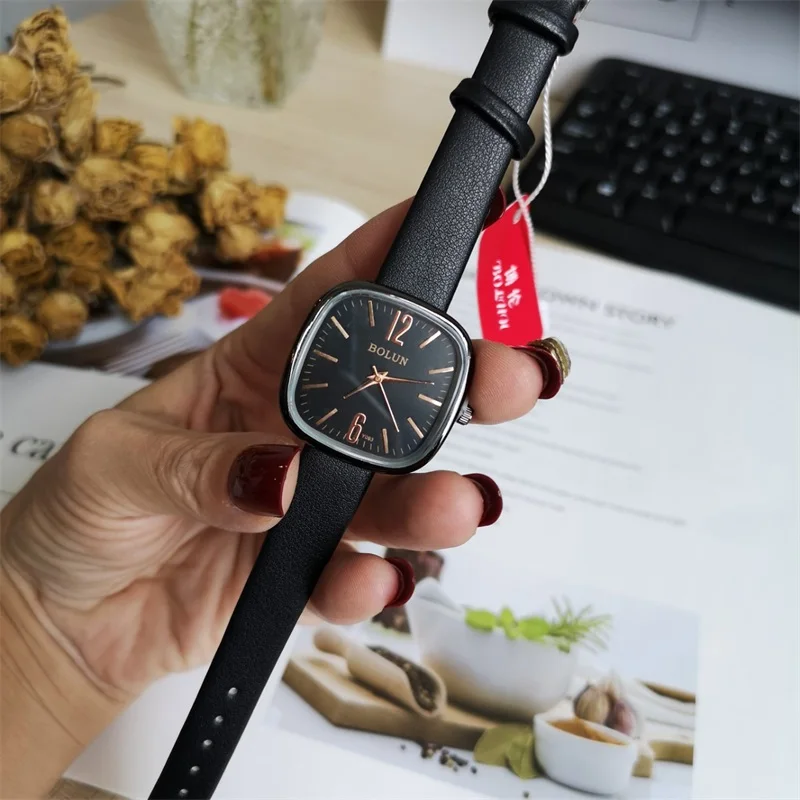 Minimalist Black Women Watches Vogue Casual Square Female Leather Clock Nice Simple Ladies Quartz Wristwatches Reloj De Mujer