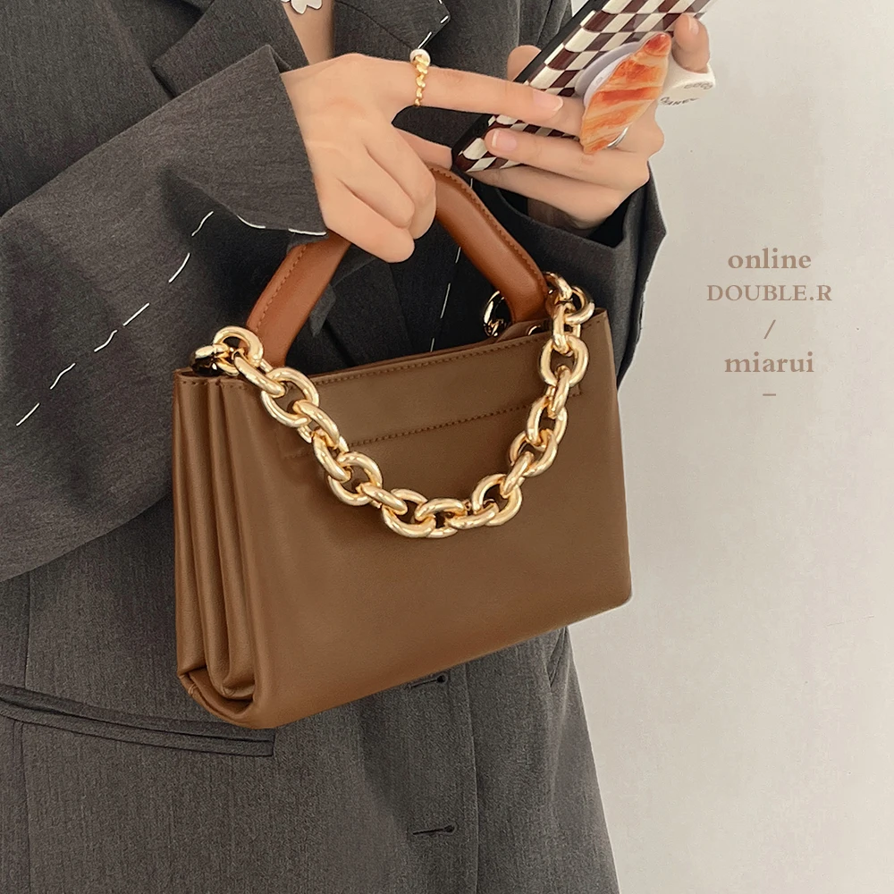 Luxury Women's Handbag Square Napa Pattern Pu Material Metal Thick Chain Decoration 2021 Brand Designer Messenger Shoulder Bag