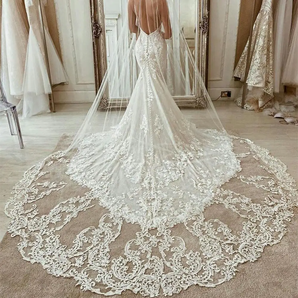 Gorgeous Designer Chapelความยาวผ้าคลุมหน้าเจ้าสาวAppliqued Lace Edge Long Wedding Veils 2020 Vestido De Noiva Longoผ้าคลุมหน้างานแต่งงาน