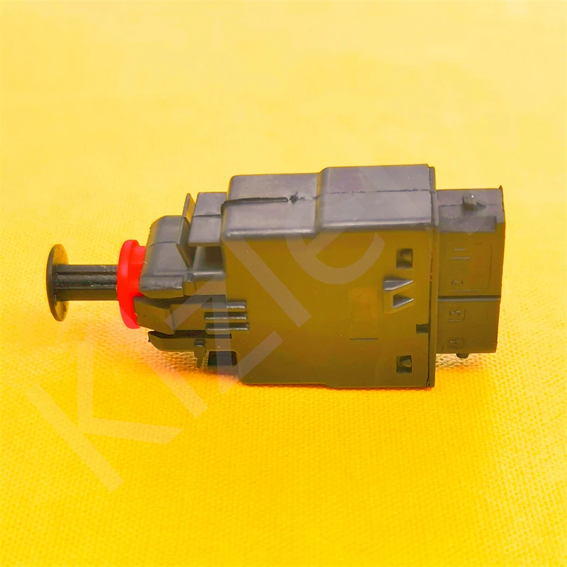 1 قطعة الفرامل مفتاح الإضاءة توقف ل BMW E34 518 520 524 525 530 535 540 ط td tds التاسع 24v M5 E31 850 CSi ط Ci #5