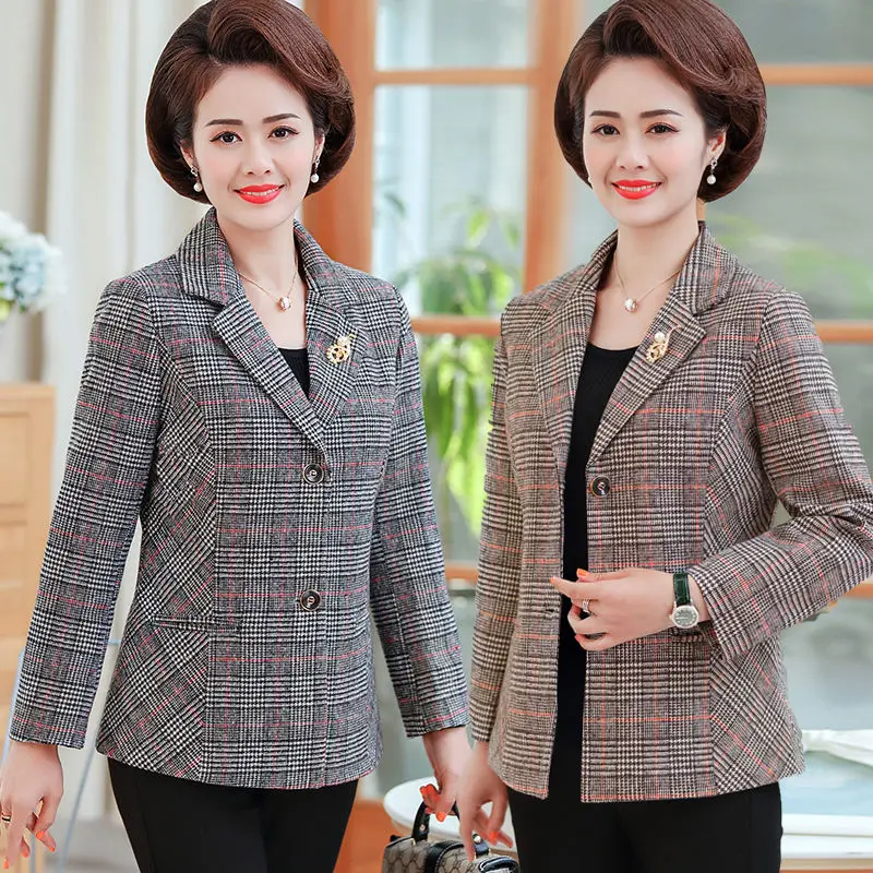 

Mother Plaid Jacket 2022 Spring Autumn Slim Long Sleeve Outwear Plus Size Middle-aged and Elderly Female Short Coat Casual Tops