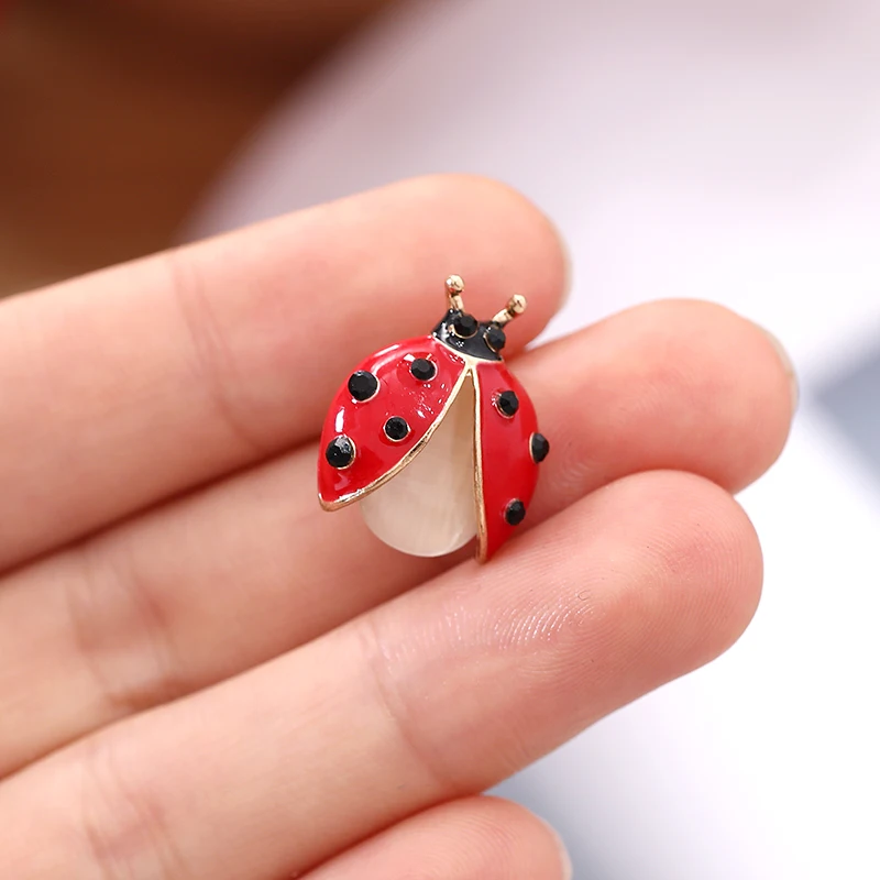 Ladybug Enamel Brooch Insect Brooch Fashion Women Banquet Poly Clothes Jewelry Accessories