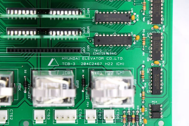 1pce أجزاء المصعد TCB-3 204C2467H22 ملحقات لوحة التحكم