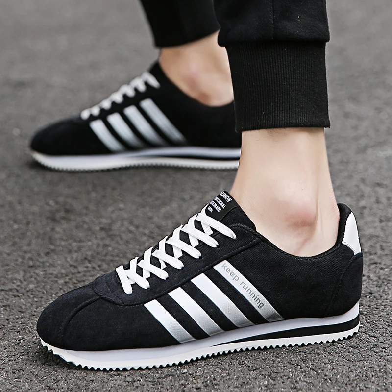 Tennis Shoes for Men Outdoor Sport Shoes Breathable Sneakers Light Casual Anti-skid Walking Canvas Shoes Male Flats Gym Footwear