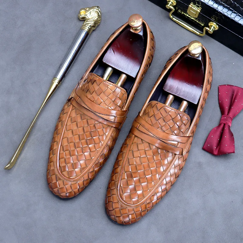 New British Style Business Dress Top Leather  Shoes Men Casual Soft Light Lazy Shoes Men Slip-On Woven Loafer Shoes