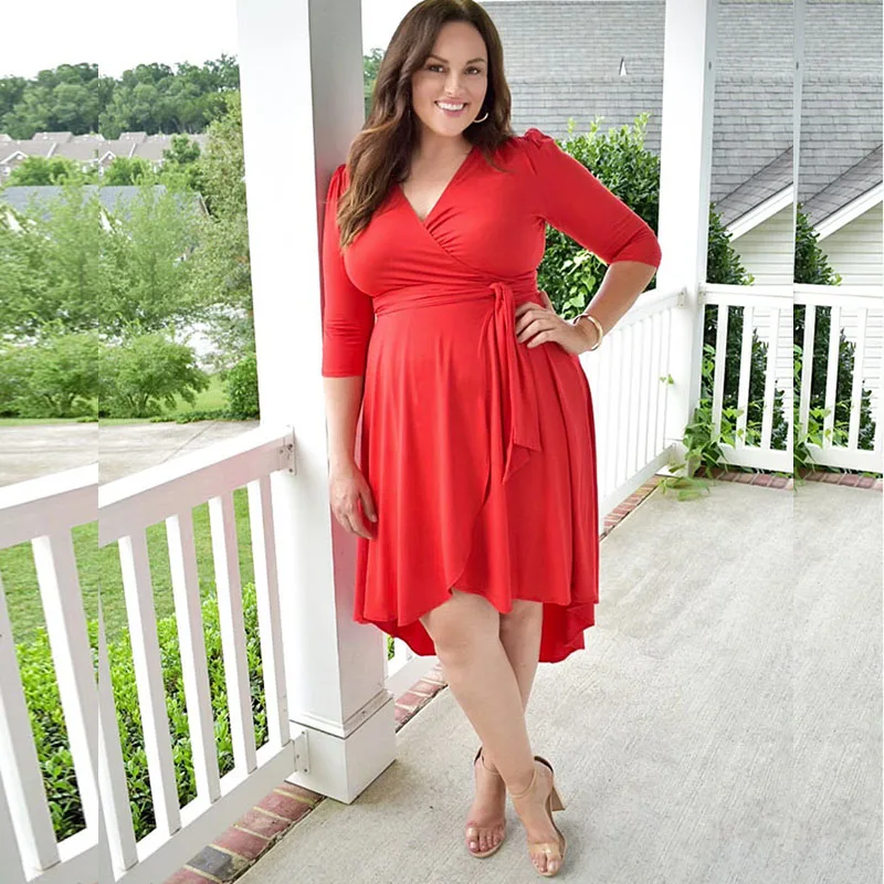 Modern Simple Red Plus Size Mother of the Bride Dresses Deep V Neck Three Quarter Sleeves Pleated High Low Wedding Party Gowns