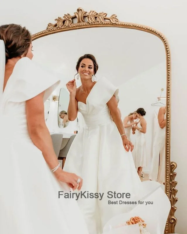 FairyKissy – robe de mariée en dentelle, élégante, sirène, sans manches, illusion de Satin doux, col en V, Iovry, moderne, traîne, 2021