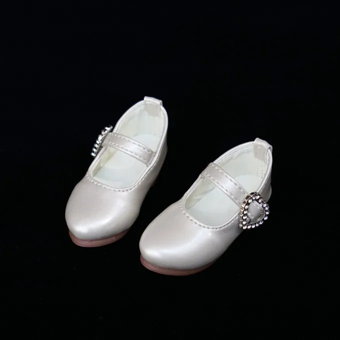 

BJD doll shoes suitable for small 1/3 1/4 size fashion with pointed leather shoes collocation small love white doll accessories