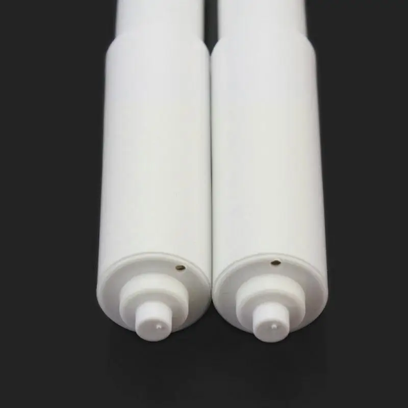 1pcs Stretch Toilet Roll Paper Shaft Flexible Plastic Insert Bathroom Accessories Holder For Home Spring Paper Roller