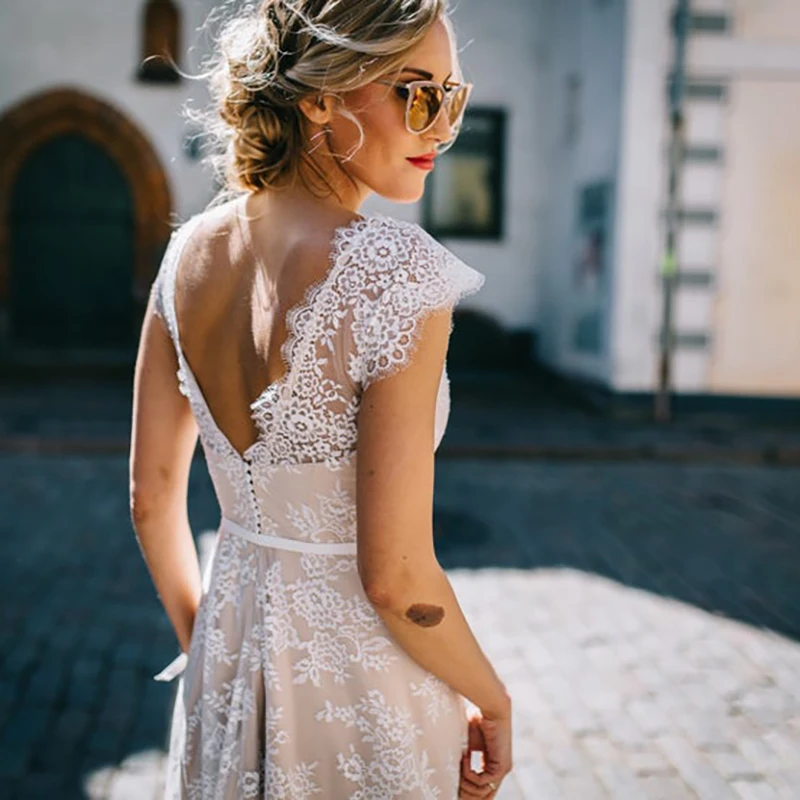 A Line Beach abito da sposa in pizzo bohémien 2024 manica A berretto scollo A barchetta abito da sposa rustico senza schienale grandi dimensioni su misura