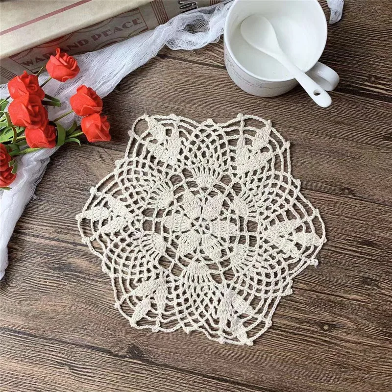 Round 22CM Modern White Beige Hand-crocheted Table Placemat Cotton Cloth Fabric Coffee Cup Mat Pad Wedding Christmas Home Decor