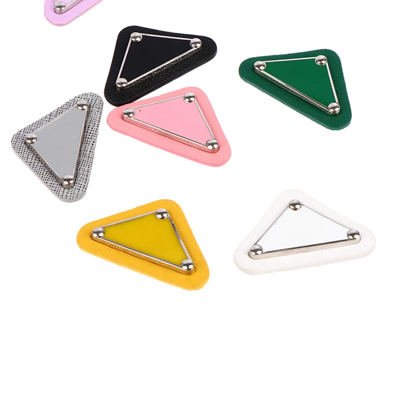 DIY Cutstom Embroidery Stickers Brand Triangular Sew Patches for Clothing Appliques Brand Logo Sequin Patch Badge on Hat Package