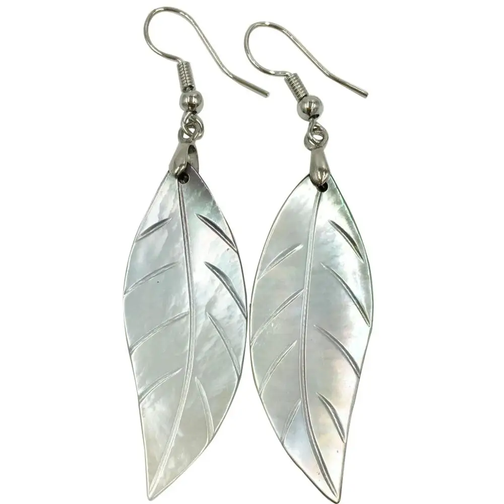 Fashion Jewelry  White Black Mother of pear Shell Leaf Women Bead Dangle Earrings Pair C7917