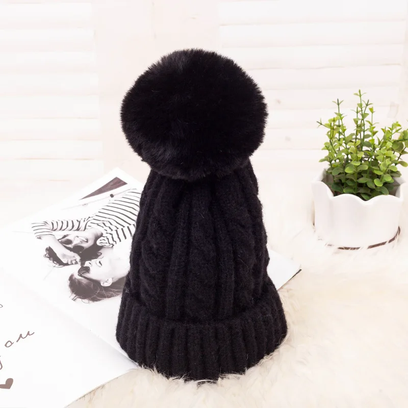 Fashion Knitted Winter Hat Striped Women\'s Winter Hats 2022 Pink Fur Pompom Wool Beanies Thick Skullies Cap Faux Pom pom Hat