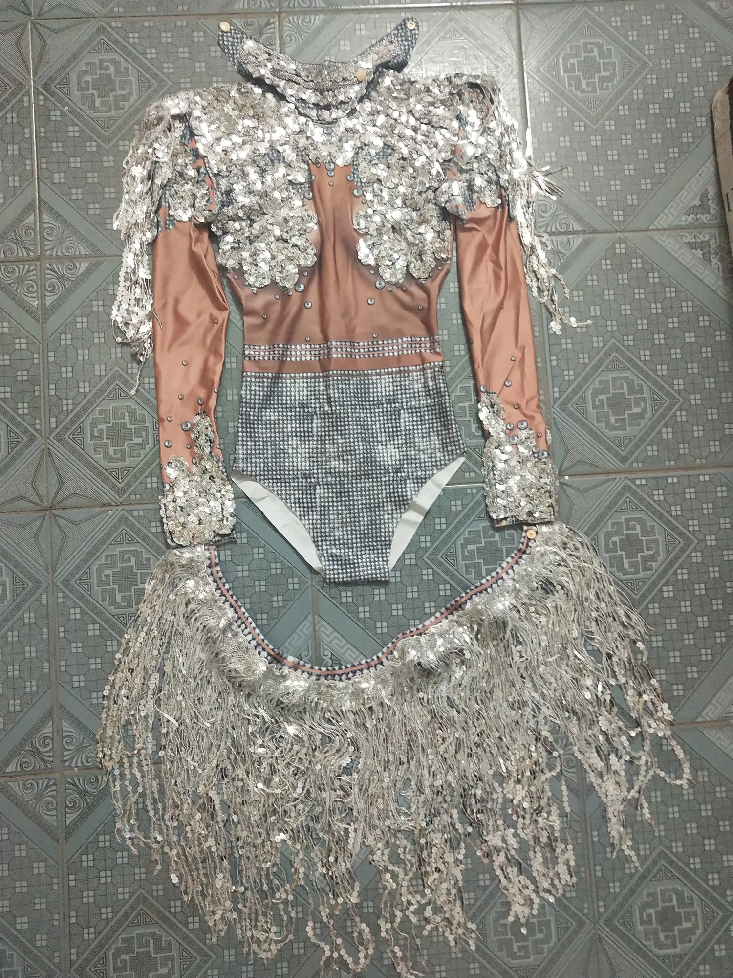 Strass scintillants paillettes gland body frange danse Costume Sexy Club chanteur Performance scène porter tenue de fête d'anniversaire