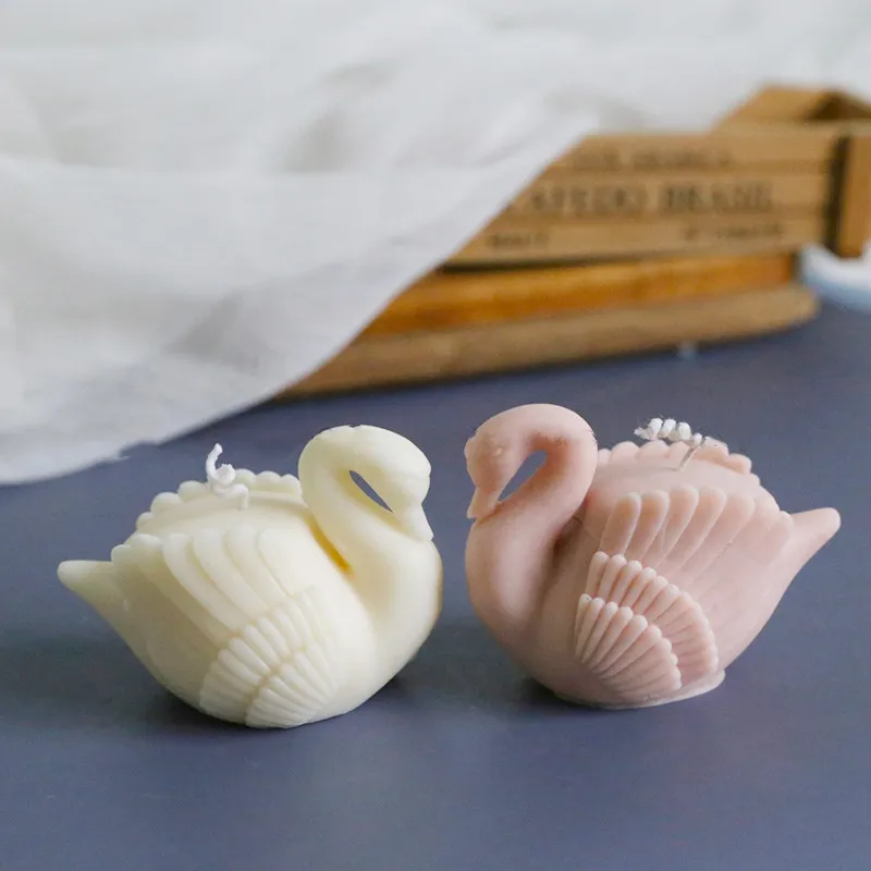 

3D Swan Shape Aromatherapy Candle Mold 3D Animals Wax Candle Silicone Molds Plaster Crafts Decoration Tool