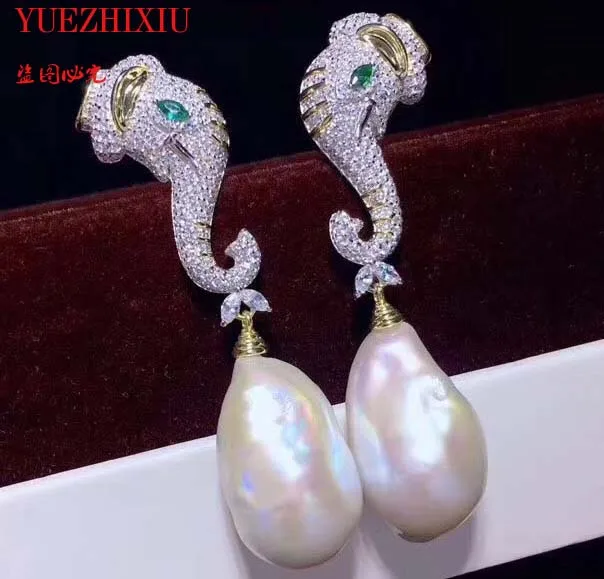 

fine jewelry accessories micro-inlay A pair of classic elephant head studs keshi Pearl earring