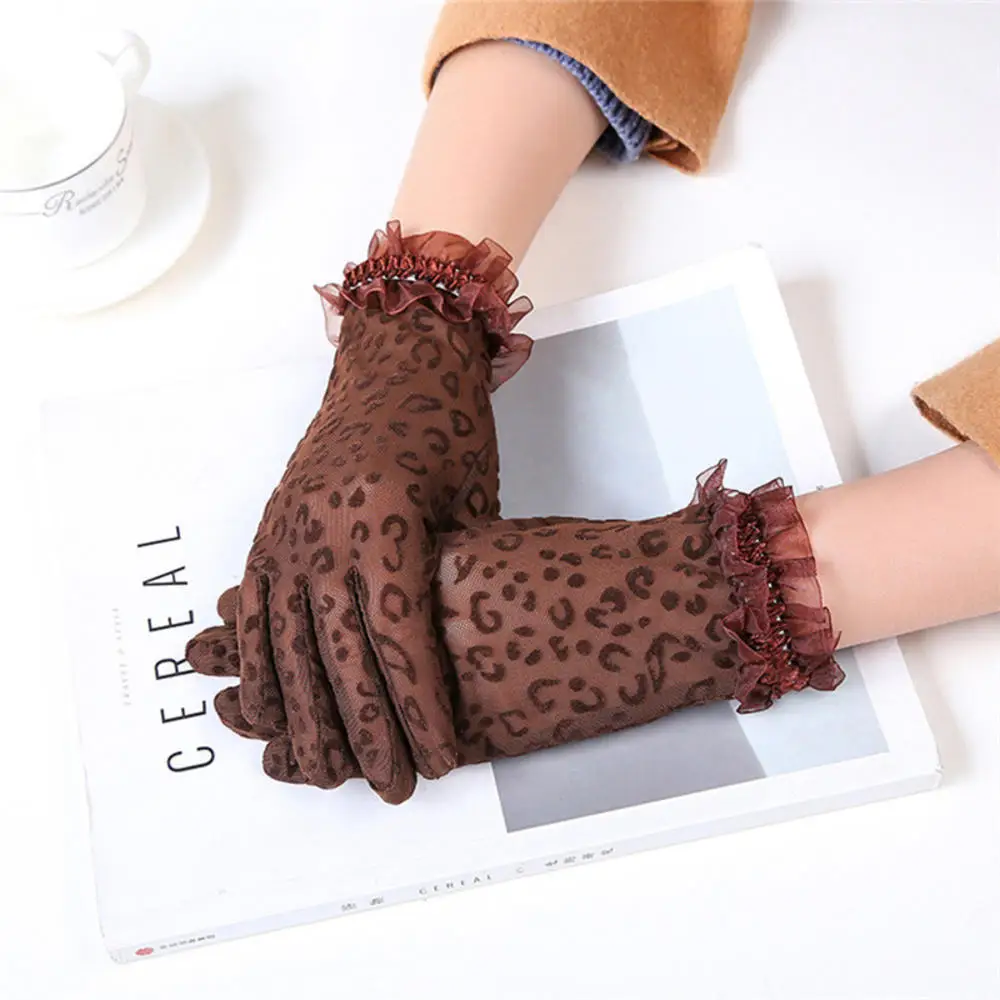 1 Pair New Fashion Gloves Sexy Leopard Women Lace Sunscreen UV-Proof Driving Gloves Ladies Mesh Short Thin Gloves Full Finger