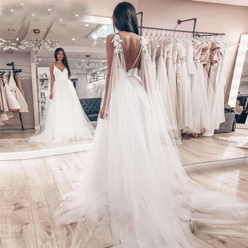 

Sexy Spaghetti Straps Tulle Skirt Top Satin Vestido De Novia Sleeveless V-neck Boho Backless 2019 Wedding Dress Bride Dress