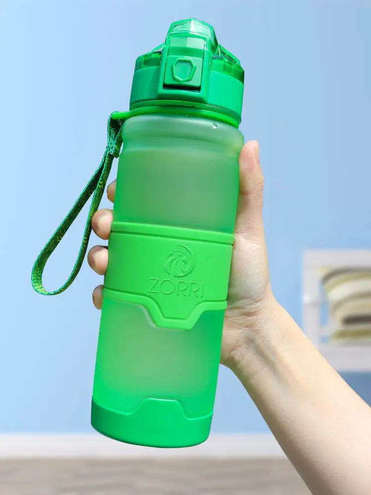 ZORRI Bottle For Water Protein Shaker Portable Motion Sports Water Cup BPA Free Plastic For Outdorr Camping Hiking Gourde