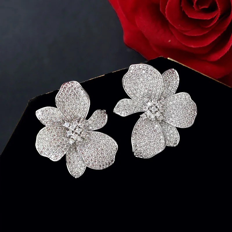 Fashion Golden Color Cubic Zirconia  Big Flower Stud Earring for Women