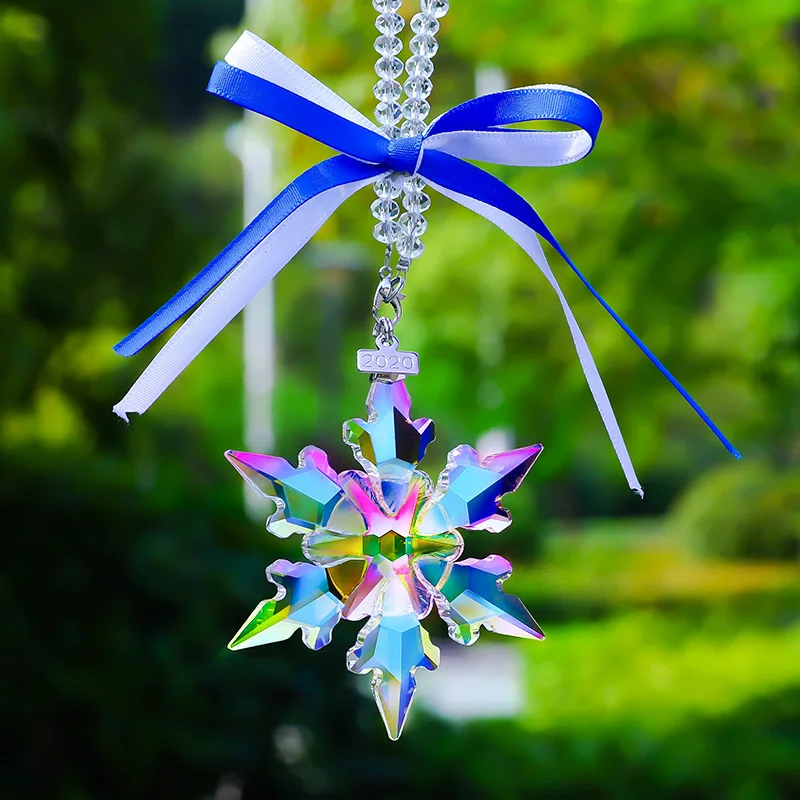 Crystal Snowflake Figurine Car Pendant Snowflake Suspension Ornaments Suncatcher Shining Star Hanging Trim Christmas Gift Decor