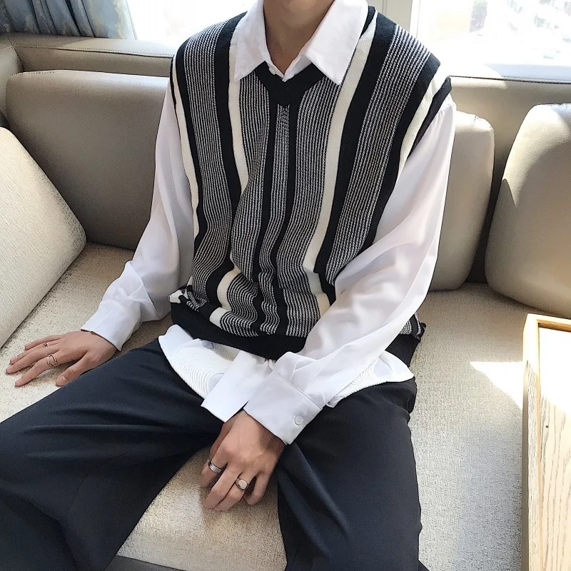 Style Korean Design Irregular Stripe Mixed Colors Knitted Vest Mens Spliced Pullover O-Neck Sleeveless Vest Outerwear Vintage