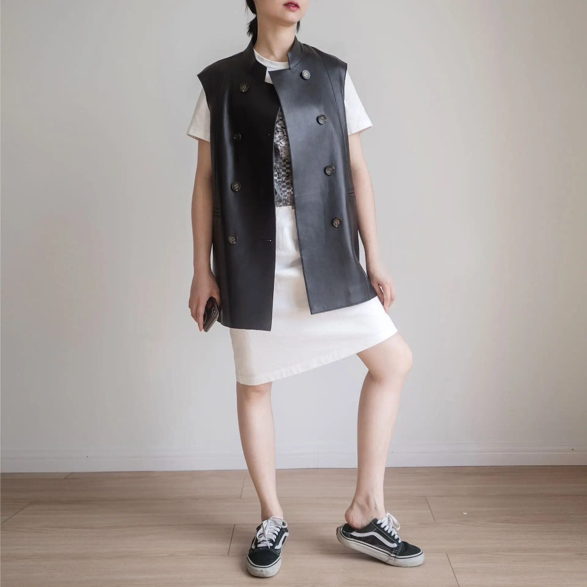 

Japan style women's spring autumn genuine leather Vests high quality real leather Waistcoat B643