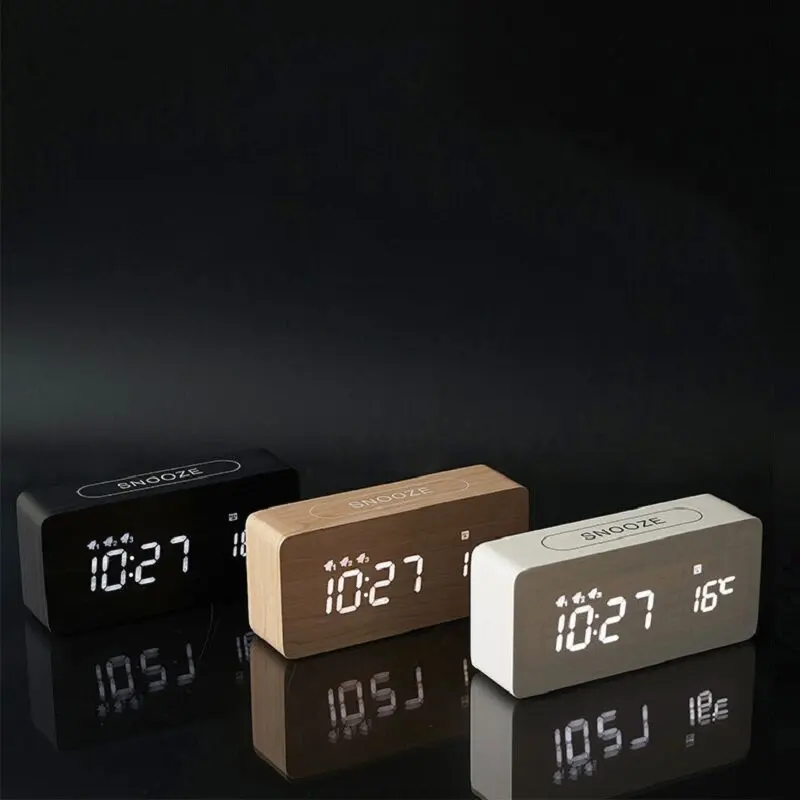 New Creative Wood Clock Rechargeable Electronic Clock Automatic Time Alarm Clock Fashion Nordic Style Clock