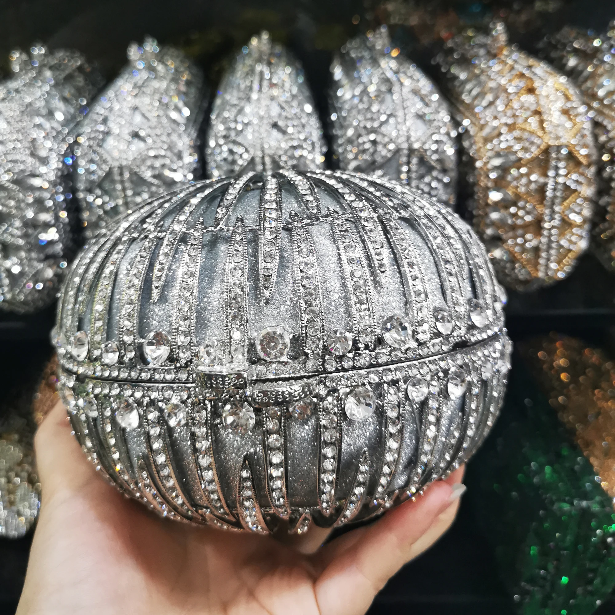 

Women Gold Silver Crystals Evening Clutch Purse Bags Women Party Rhinestone Clutches Bag Diamond Evening Bag Minaudiere Handbags