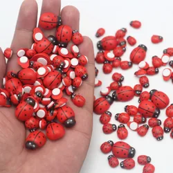 50Pcs ไม้สีแดง Ladybirds Flat-Back งานฝีมืออีสเตอร์งานแต่งงาน Decor Scrapbooking Cardmaking ของขวัญเด็ก DIY Handmade อุปกรณ์เสริม