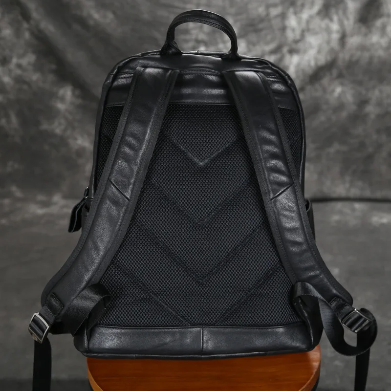 New Fashion Genuine Leather Men's Backpack 15