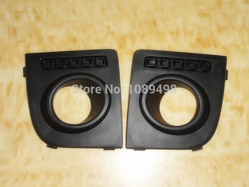 

2Pcs/Pair RH and LH front fog lamp light cover bezel case for Ford Fusion 2003-2006