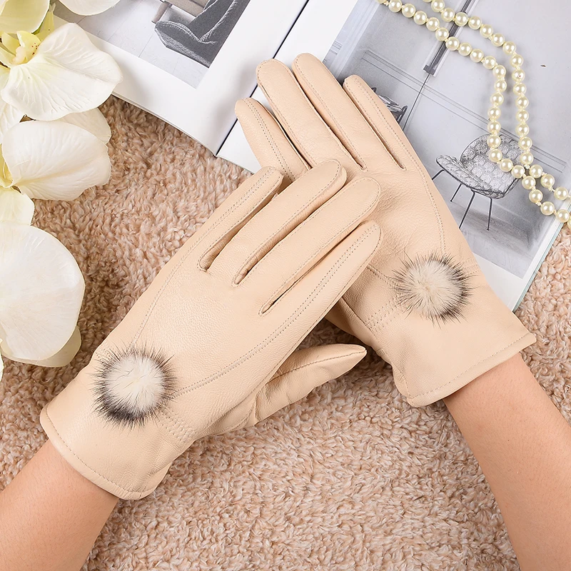 Winter Women Gloves genuine leather glove 2023 Real Mink Fur Ball new fashion lovely mittens thick Warm fur Gloves & Mittens