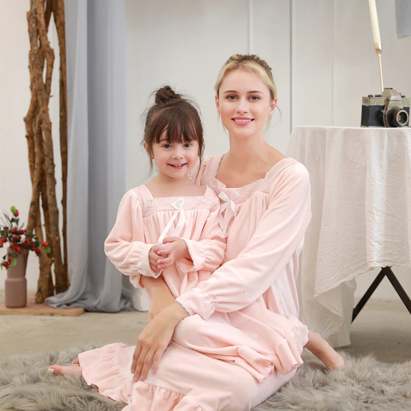 

Autumn And Winter Daughter And Child Wear Thermal Double-Sided Fleece Long Korean Princess Nightgown Casual Home Clothing