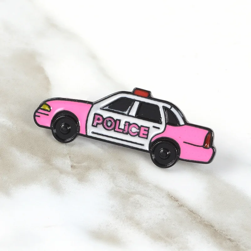 Pin k Police Car smalto Pin Cute Vintage Car Badge spilla spilla Denim Jeans Shirt Bag Cartoon Jewelry Gift for Friends Kids