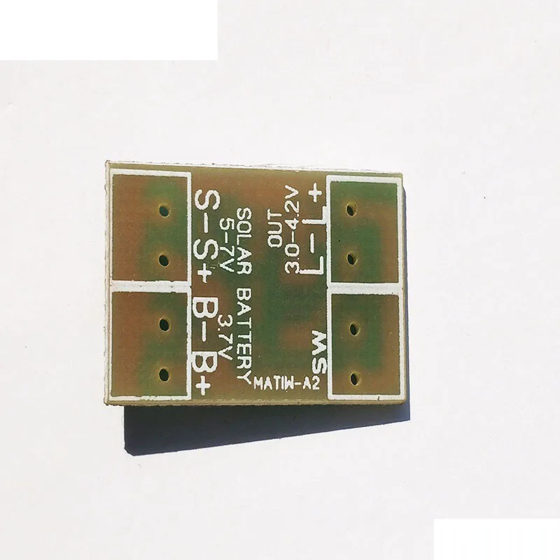 Solare Regolatore di Carica del generatore Automatico di Controllo Della Luce Interruttore di circuito di Batteria Al Litio Ricarica Consiglio fai