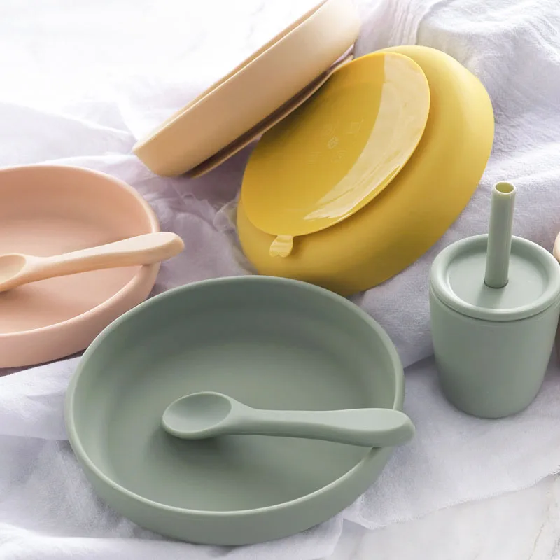 100% alimentos seguros aprovar silicone utensílios de mesa das crianças moda rodada pratos de comida à prova d' água tigela de treinamento acessórios do bebê