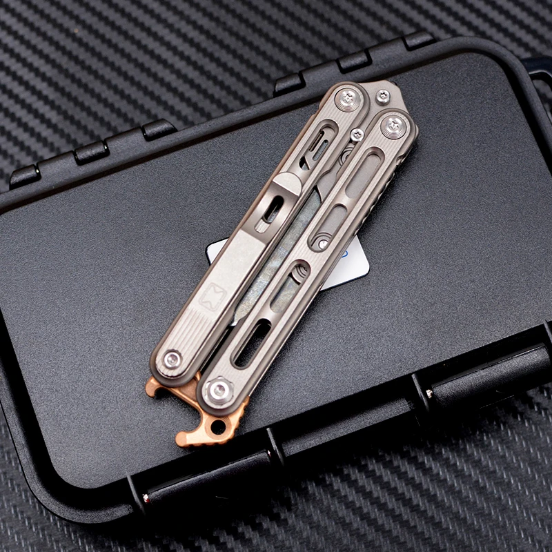 Coltello da allenamento Moyeworks EDC coltello multiuso in lega di titanio bronzo alluminio II aggiornato