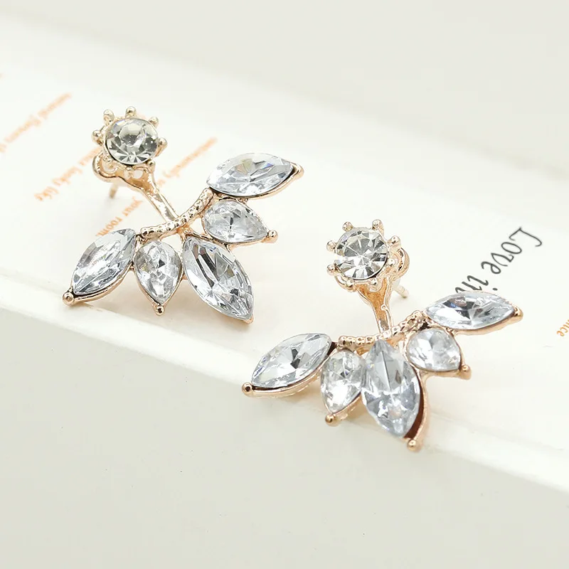 Korean Sweet Small Daisy Stud Earring For Women Zircon Flower Girls Fashion Earrings Trend Party Jewelry Gift